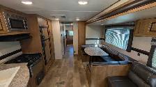 2018 Crossroads Zinger 328SBBunk house - Photo 6