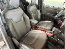 2020 Jeep Renegade Trailhawk / Full Options / Sky Open Air Roof - Photo 8