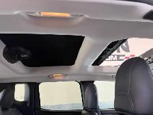 2020 Jeep Renegade Trailhawk / Full Options / Sky Open Air Roof - Photo 11