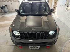 2020 Jeep Renegade Trailhawk / Full Options / Sky Open Air Roof - Photo 36