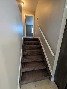 Bright 2 bedroom, 2 bath home with garage and water included! - Photo 10