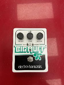 pédale de guitare big muff