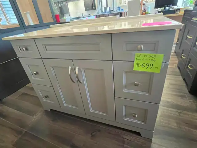 48'Vanities & 49' Countertops Demo on Clearance - CozyHome