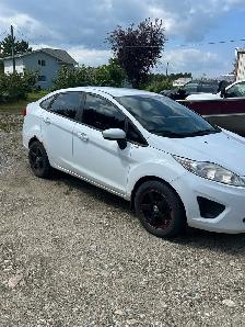 2013 ford fiesta se - Photo 2