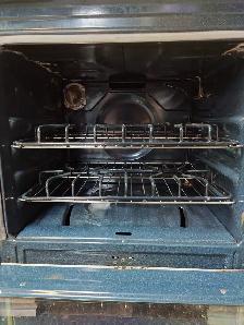 GE '24' White Freestanding Gas Range on Sale‼️ - Photo 7
