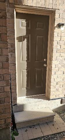 2 Bedroom Basement Apartment in Oshawa - Photo 3