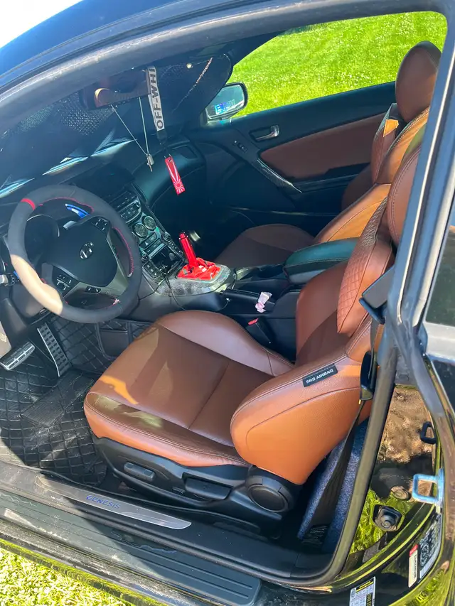2013 Hyundai Genesis