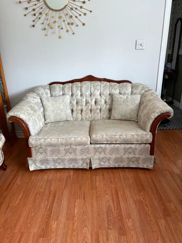 Love seat