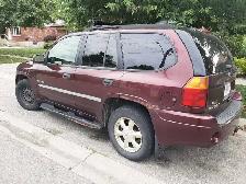 2006 GMC ENVOY SLT 4x4 with a SOLID DRIVETRAIN & CLEAN INTERIOR! - Photo 2