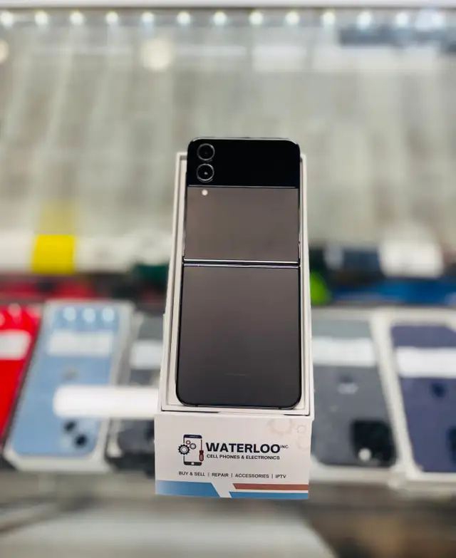 Samsung Z Flip 5 512GB (Store Warranty)