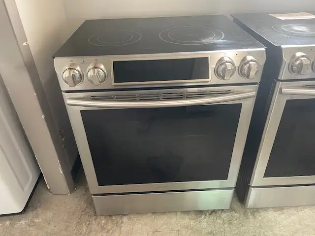 Cuisinière inox encastrable vitro double convections Samsung