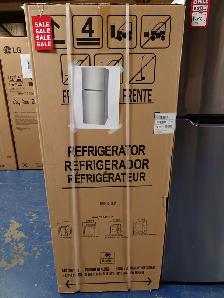 Frigidaire '24' Stainless Steel Top Freezer Fridge on Sale‼️
