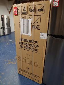 Frigidaire '24' Stainless Steel Top Freezer Fridge on Sale‼️ - Photo 4