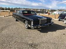 78’ Town Coupe- Continental - Photo 3