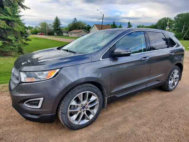 2016 Ford Edge