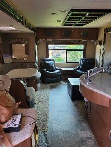 Permanent campsite, trailer & boat - Photo 4