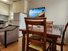 FURNISHED TWO BEDROOM APARTMENT IN DOWNTOWN TORONTO - Photo 7