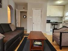 FURNISHED TWO BEDROOM APARTMENT IN DOWNTOWN TORONTO - Photo 8