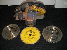 7 1/4'' DEWALT CIRCULAR SAW - Photo 2