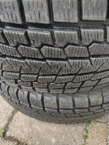 225-60R18x4 pneus hiver Yokohama IceGuard comme neufs - Photo 3