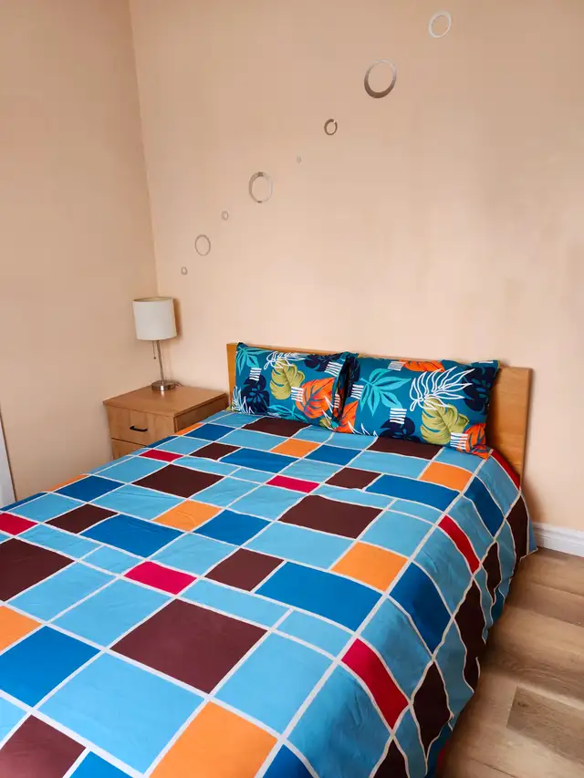 BEDROOM FOR RENT