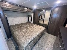 2019 Keystone Montana High Country 344RL, SPACIOUS LUXURIOUS - Photo 30