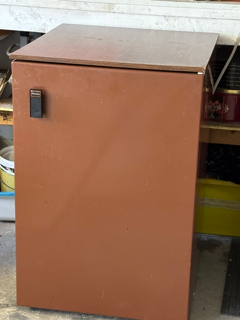 Retro-Kenmore bar fridge