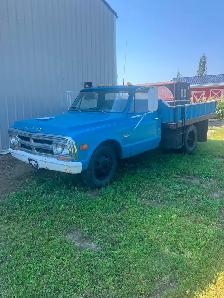 Trucks for sale - Photo 8