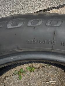 225-60R18x4 pneus hiver BF Goodrich comme neufs. Usure 11/32 - Photo 6