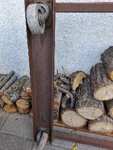 8 x 4 Feet Metal Frame with 4 Wheels, very durable! - Photo 2