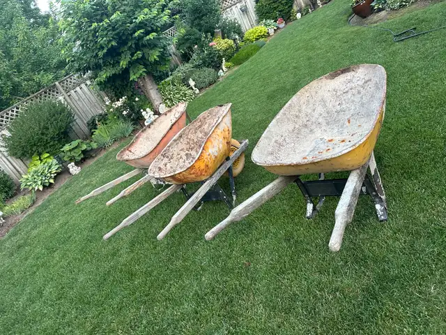 Wheelbarrow