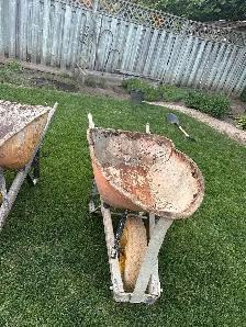 Wheelbarrow - Photo 5