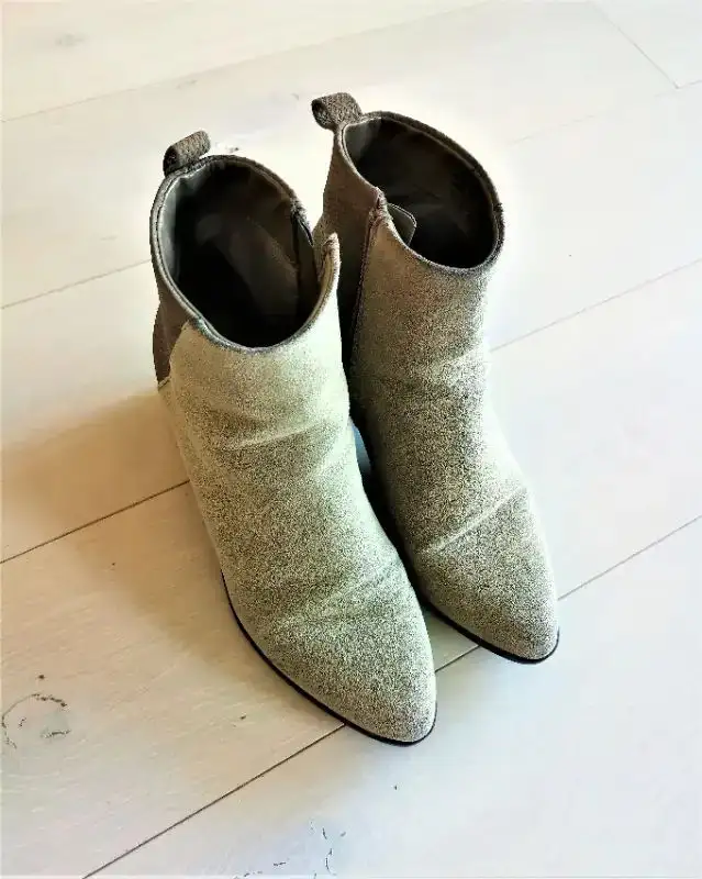 Fashion Short Boots ( Size: US：7.5； EUR：38)