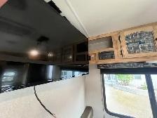 2020 COACHMEN FREEDOM EXPRESS 246RKS, REAR KITCHEN, COUPLES UNIT - Photo 12