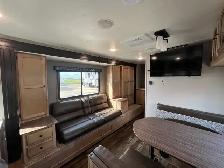 2020 COACHMEN FREEDOM EXPRESS 246RKS, REAR KITCHEN, COUPLES UNIT - Photo 26