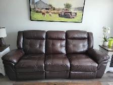 Leather Reclining Living Room Furniture Set $1200
