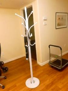 Homefort Metal Coat Tree / Rack White Marble Base