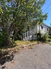 Spacious 4-Bed 2-Bath Home in Quiet Neighbourhood - Photo 11