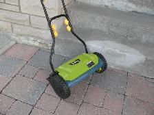 Radley 14 Inch Reel Lawnmower, LIKE NEW - Photo 9