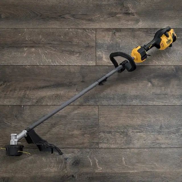 New DeWalt 60V Max Flexvolt String Trimmer