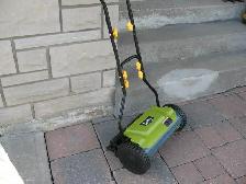 Radley 14 Inch Reel Lawnmower, LIKE NEW - Photo 3