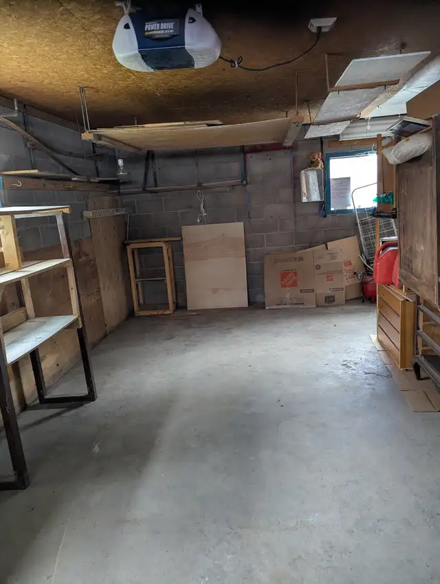 single garage for rent