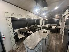 2021 KEYSTONE COUGAR 30RLS, SPACIOUS LUXURIOUS - Photo 12