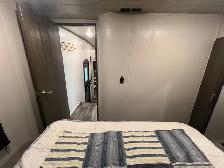 2021 KEYSTONE COUGAR 30RLS, SPACIOUS LUXURIOUS - Photo 24