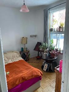 4 1\2 meublé - Novembre à Juin - Moyen terme - petite italie - Photo 2