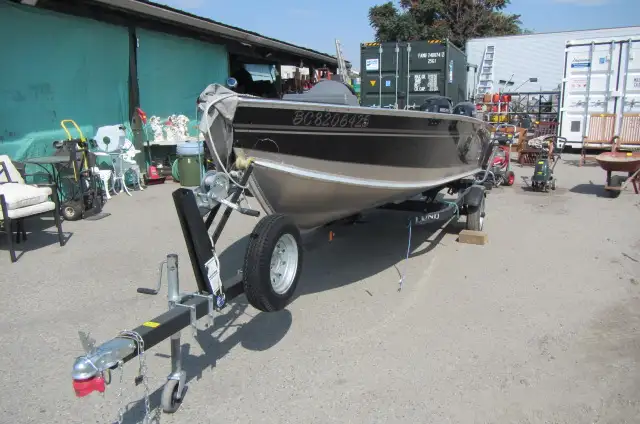 AUCTION-MULTI ESTATE,BOAT-SATURDAY, AUG 29, 8 AM
