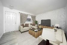 NEWLY RENOVATED 2 bed Duplex - East Elmwood! - Photo 2