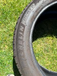 Michelin Tire used 275/45 R 21 - Photo 2
