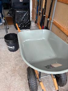 Wheelbarrow - dual wheel - heavy duty - new - Photo 2