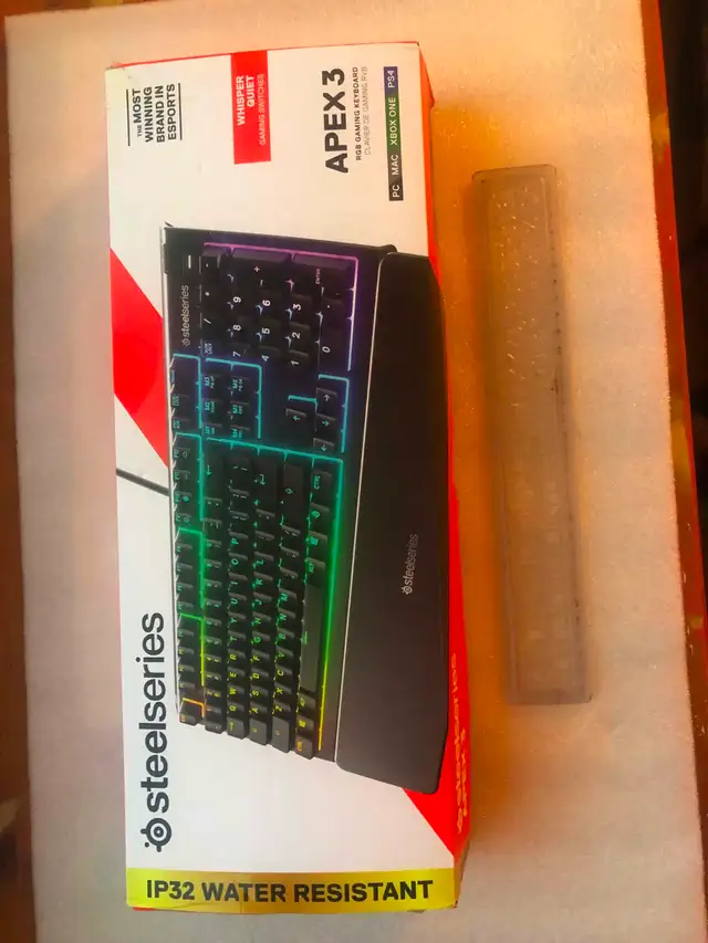 Clavier SteelSeries Apex 3 RGB Gaming Keyboard – 10-Zone RGB Ill